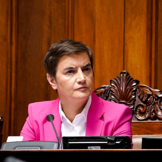 Brnabić: "U istinitost Šolakovih medija veruje još samo čuveni Danijel Smit"