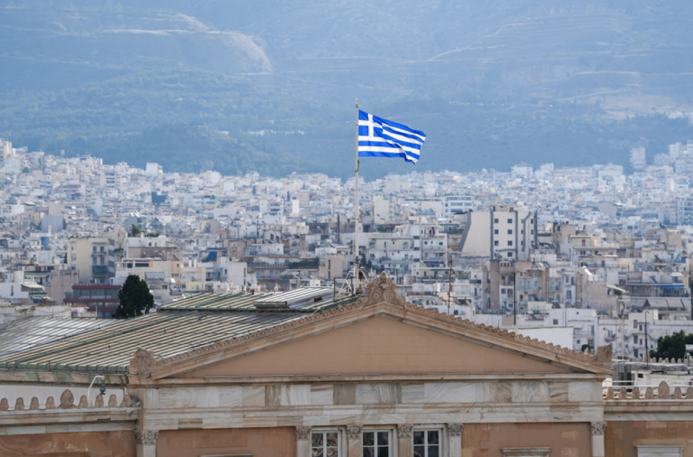 Greeks on their feet; Urgent meeting called; Everyone is in a panic