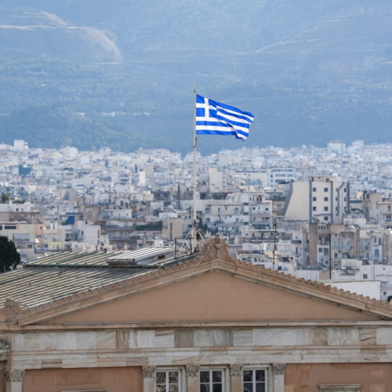 Greeks on their feet; Urgent meeting called; Everyone is in a panic