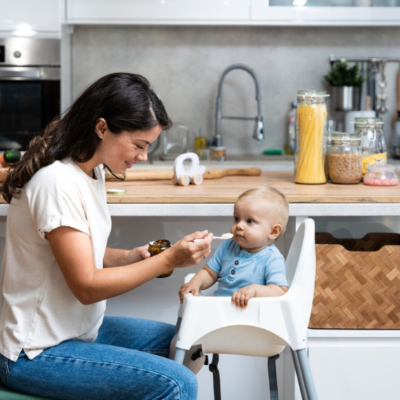 Saveti za mlade roditelje kako odabrati kvalitetnu opremu za bebe