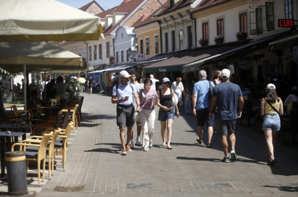 Kraj turističkog diva: 350.000 putnika strahuje za svoj novac