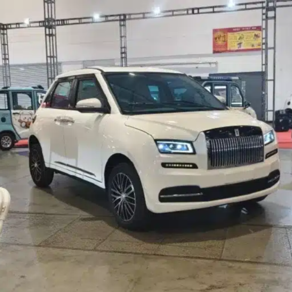 I to ima u Kini: Rolls-Royce i Mercedes klonovi ispod 2.000 dolara FOTO