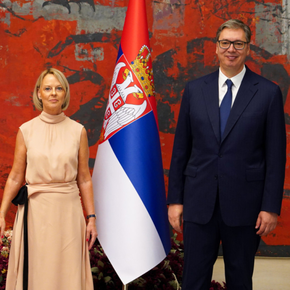 Vučić: "Uputio sam srdačnu dobrodošlicu ambasadorski Kraljevine Švedske" FOTO