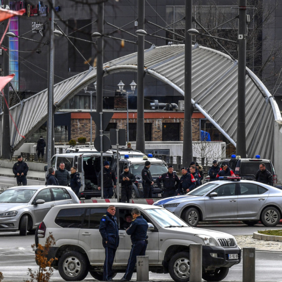 Sramota Đilasovih medija: Traže da deca u školi uče da je tzv. Kosovo nezavisno FOTO