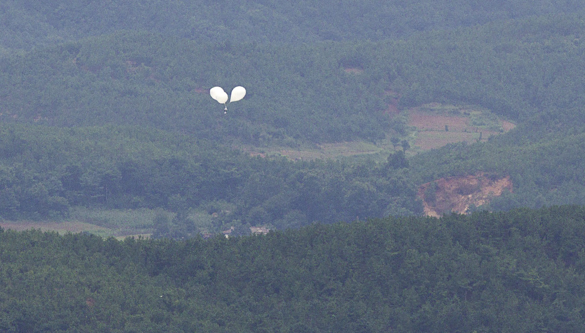 Nastavak provokacija: Baloni sa smećem ponovo iznad Južne Koreje