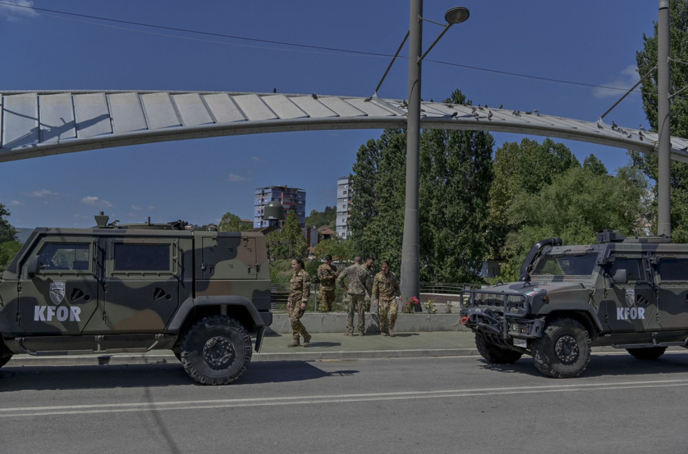 Kfor tražio od kosovske policije da ukloni vozilo sa mosta; Oni negirali incident