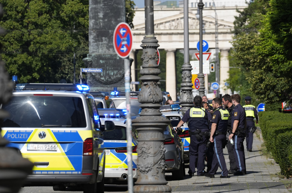 Likvidiran napadač iz Minhena; Pucao na policijsku stanicu dok je bežao