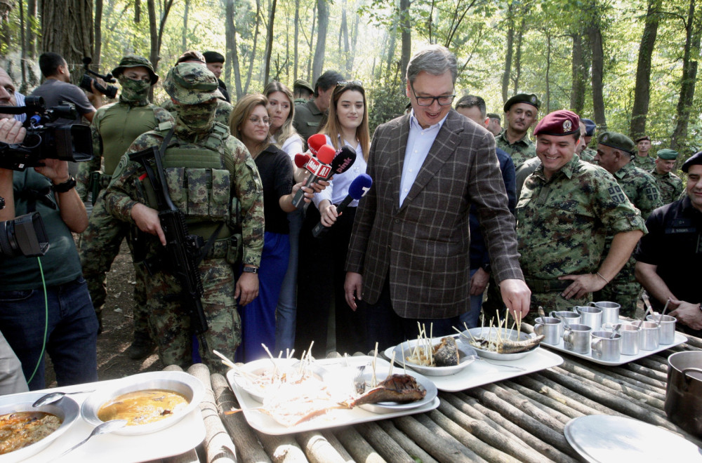 Second day in Podrinje; Vučić in Gučevo: To develop army even more; I'm not afraid, I'll walk around Loznica