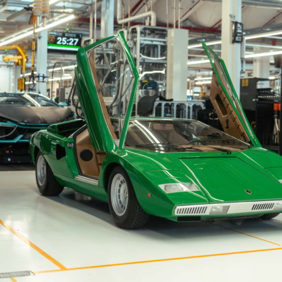 Legendarni Lamborghini slavi 50. rođendan FOTO