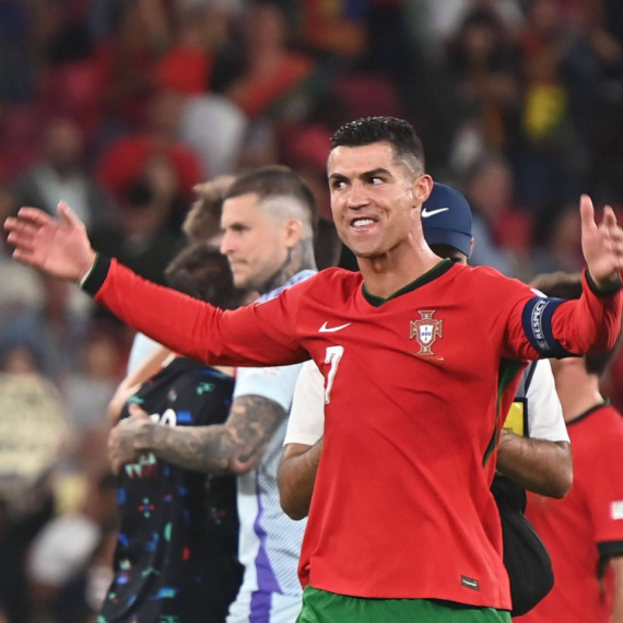 "Ronaldo ne zna da igra fudbal, je*e mi se i da postigne 3.000 golova"