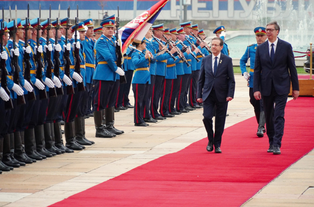 President of Israel in Serbia, hosted by Vučić: Ceremonial welcome in front of the Palace of Serbia