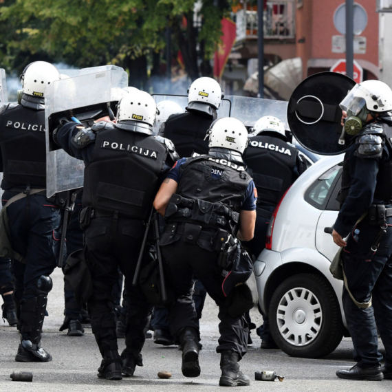 Crnogorska policija na nogama; Više službi na terenu