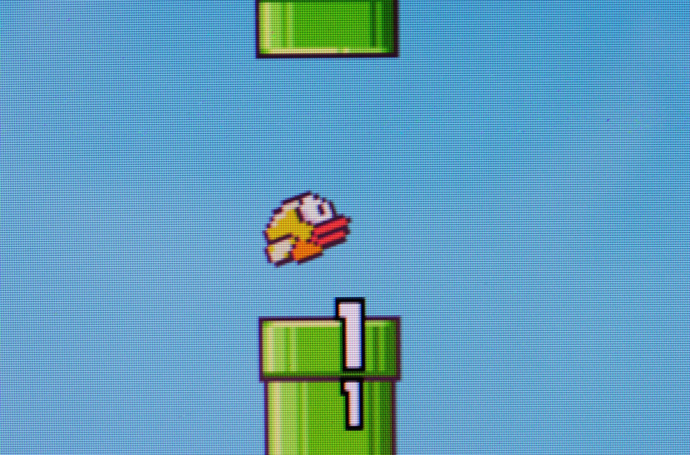 Mnogi su lupali telefone zbog njega: Vraća se Flappy Bird! VIDEO