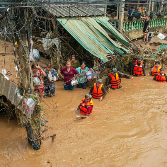 Poplave u Mjanmaru; Najmanje 19 osoba poginulo; Evakuisano 3.600 ljudi FOTO