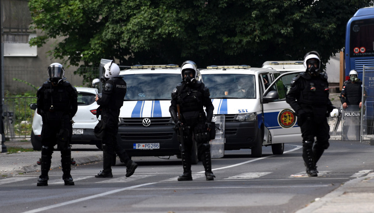 Raspisana poternica: Lice je naoružano, odmah zovite policiju