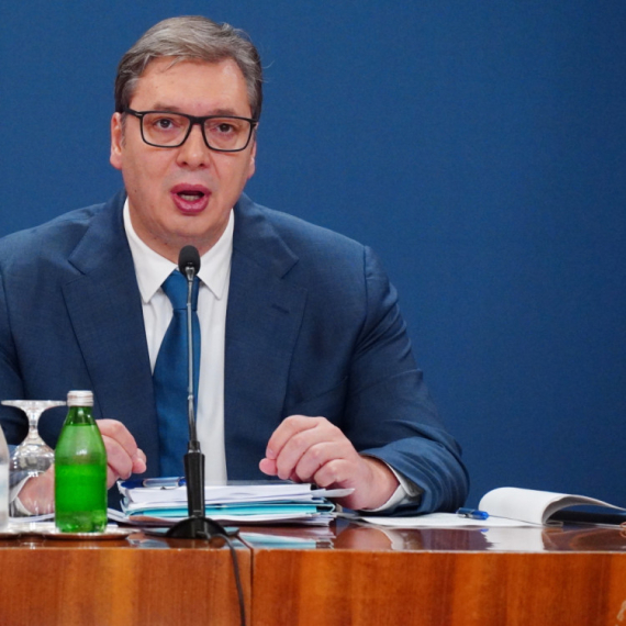 Vučić: Drastično ćemo uvećati finansijsku podršku našem narodu na KiM