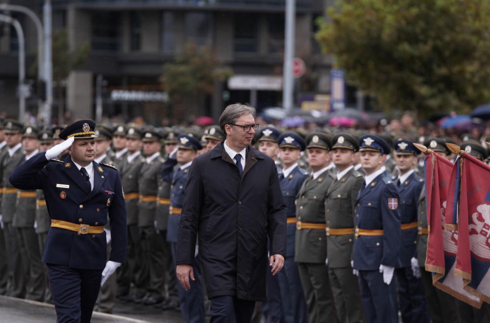 Vučić: Potpisao sam saglasnost za obavljanje redovnog vojnog roka u trajanju od 75 dana