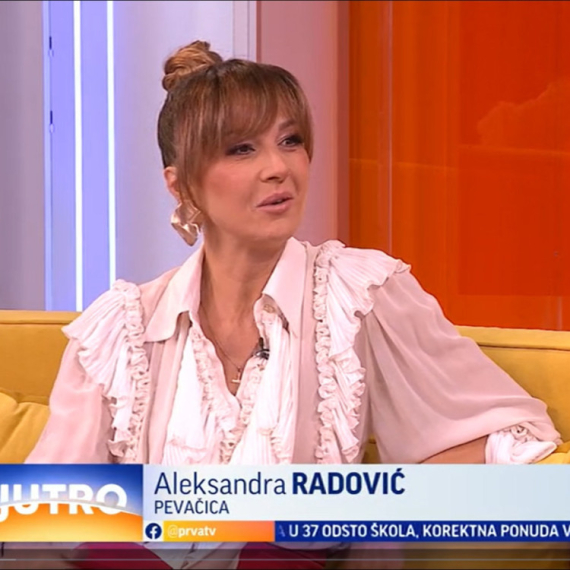 Svi su mislili da će koncert biti otkazan, ljudi bili u vodi: Aleksandra Radović za Prvu otkrila detalje VIDEO