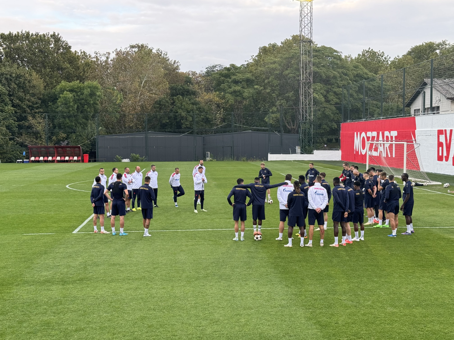 Trening Crvene zvezde pred duel sa Benfikom u Ligi šampiona