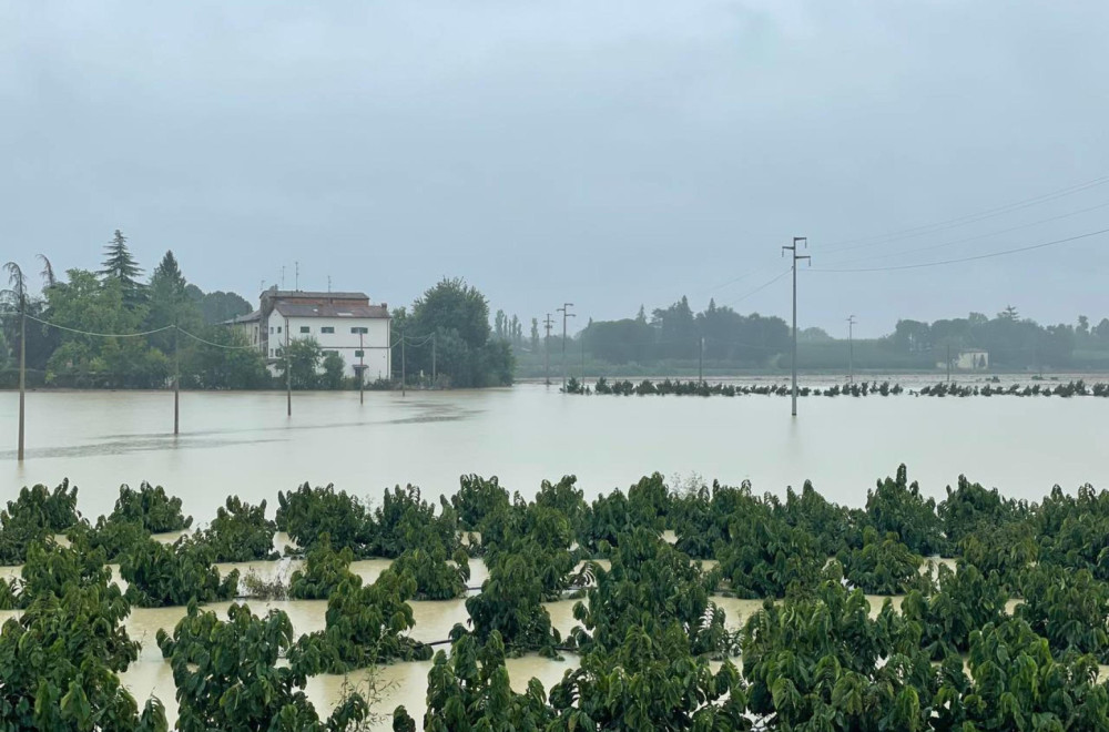 Evakuacija; Zatvoren železnički saobraćaj i škole FOTO/VIDEO