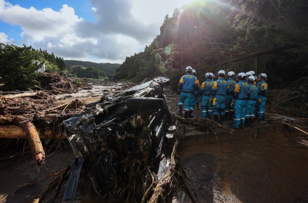 Japan se suočava sa katastrofom: Šest osoba poginulo u poplavama FOTO/VIDEO