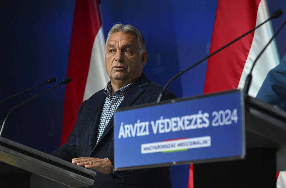 Povlači se; Orban: "Moramo da izdržimo, još dan, dva" FOTO