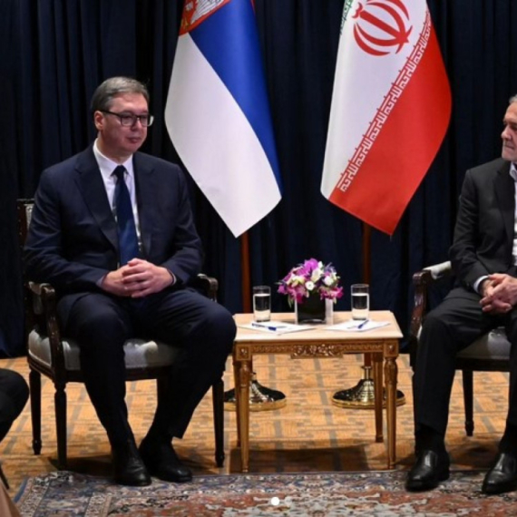 Vučić sa predsednikom Irana u Njujorku: Posebna tema razgovora bila je teška situacija na KiM FOTO