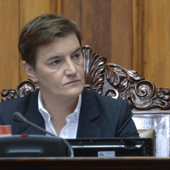 Brnabić: Poslanici većine obezbedili kvorum za rad, opozicija beži od sednice o litijumu