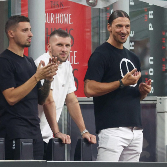 Ibrahimović u šoku kada je video Rebića: "Šta ti je to?!" VIDEO