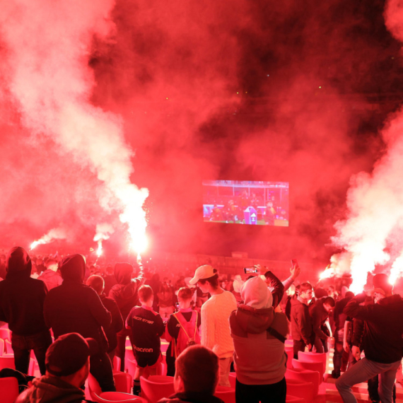 Zvezda igra u Milanu, ali je na "Marakani" žurka FOTO