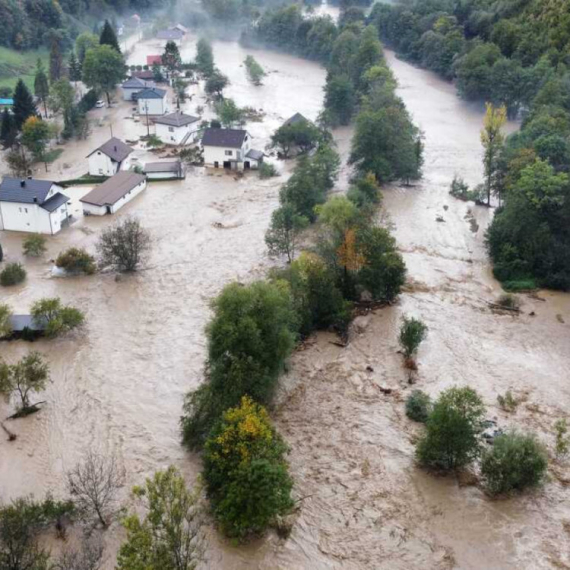 Jezive scene u Bosni i Hercegovini: Sve je pod vodom FOTO/VIDEO