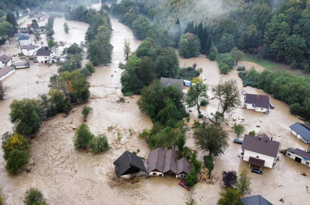 At least 14 dead in terrible floods in Bosnia-Herzegovina: First official data released