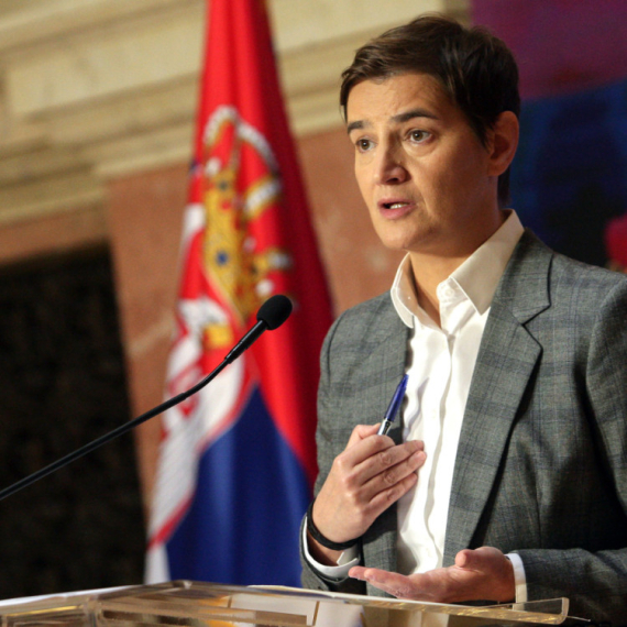 Brnabić: Da li je moguće da svi građani budu taoci nekolicine ljudi koji nemaju politiku?