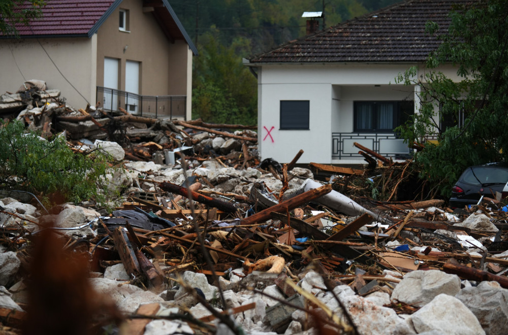 U Jablanici i dalje pada kiša; Raste broj mrtvih; Stanje kod Konjica katastrofalno FOTO/VIDEO