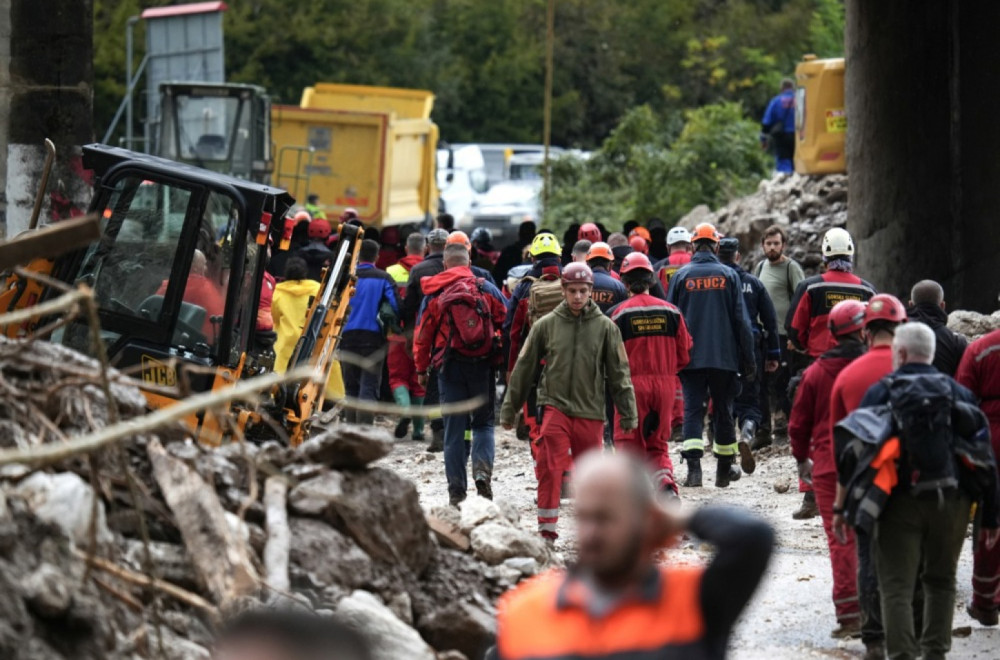 Krš i lom; Potpuna katastrofa; Na snazi vanredne mere FOTO/VIDEO