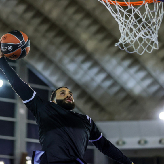 Šarlot otpustio Vašingtona – Partizan strepi još 48 sati!