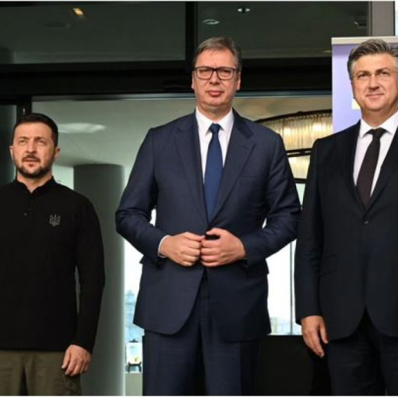 Vučić oštro odgovorio Plenkoviću na tvrdnje o agresiji: Lažovi su za stolom