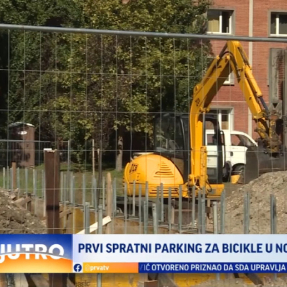 Prvi spratni parking za bicikle u Novom Sadu VIDEO