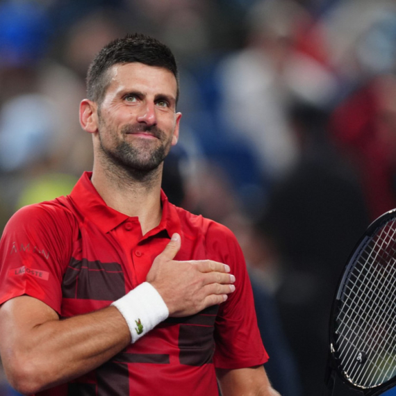 Dobre stvari ne treba menjati – Novak deseti put bolji od Frica za finale Šangaja