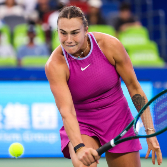 Sabalenka u finalu u Vuhanu, Beloruskinji zviždali zbog grubosti prema devojčici VIDEO