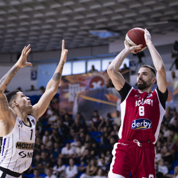 Partizan na dvocifrenom višku - "zapalio" se Karlik Džons!