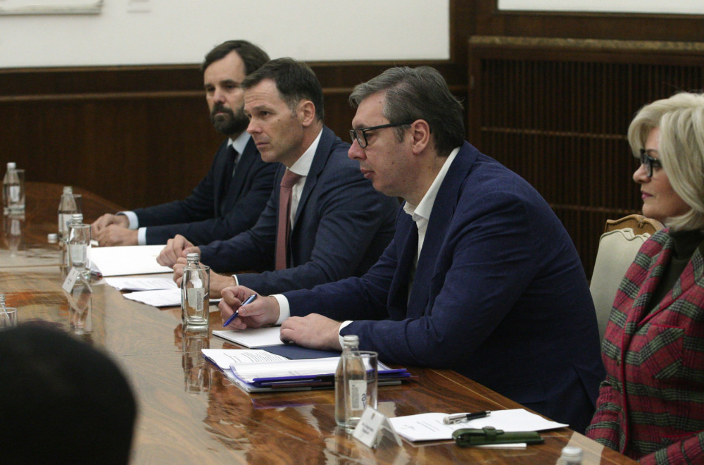 Vučić: Šef misije MMF-a čestitao na postizanju investicionog rejtinga