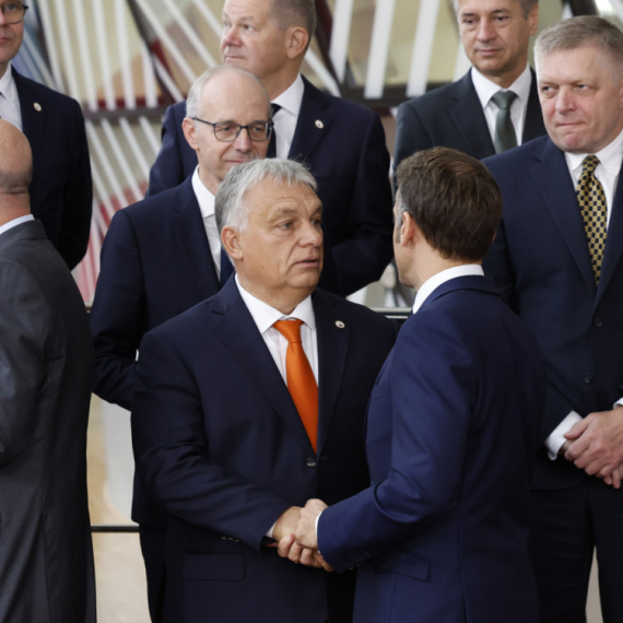 Orban "zagrmeo": Gubimo rat, očigledno