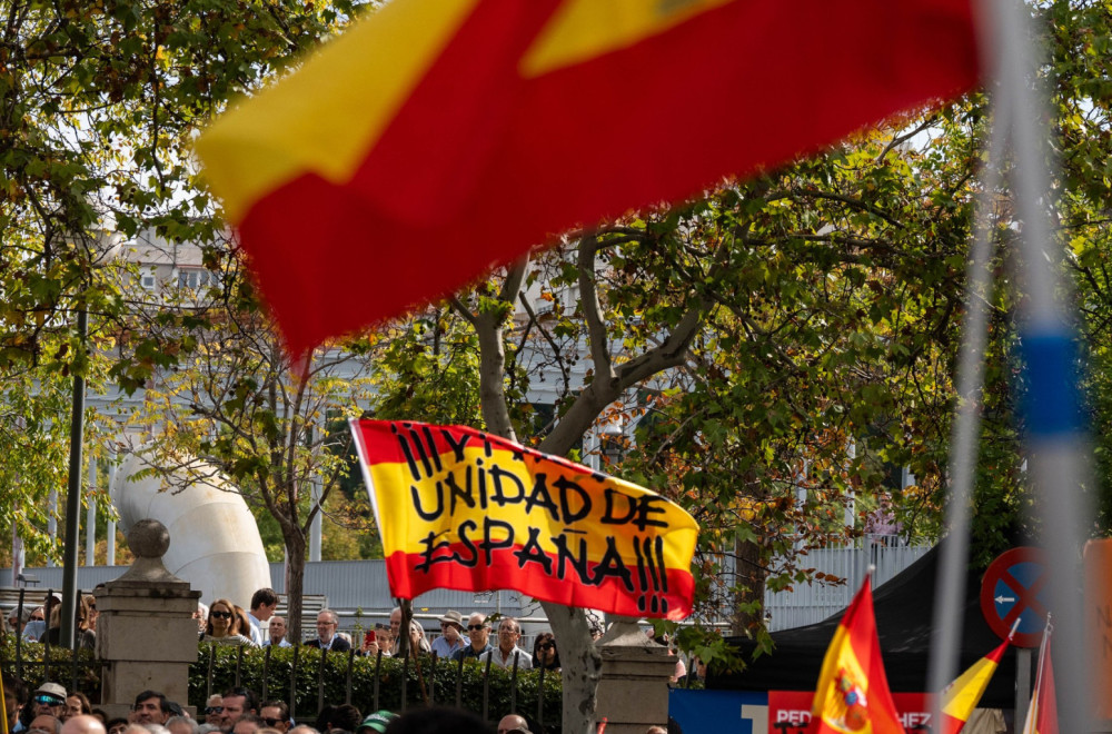 Desetine hiljada ljudi na ulicama Madrida: "Uništava Španiju" VIDEO