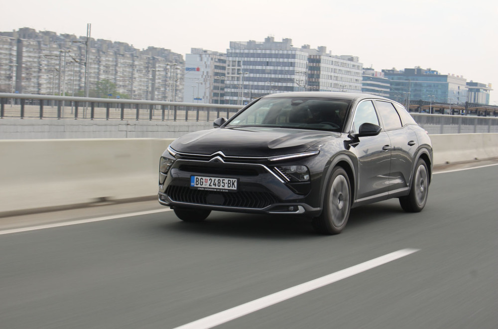 Test: Citroën C5 X – lađa FOTO