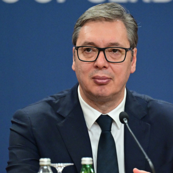 Vučić stigao u Slovačku: Sledi sastanak sa Ficom i Orbanom