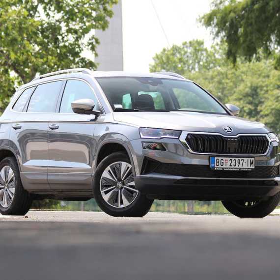 Test: Škoda Karoq 2.0 TDI DSG 4x4 – proverena kombinacija FOTO