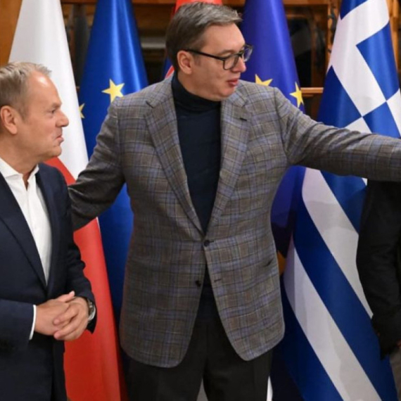 Vučić ugosio Tuska i Micotakisa: Prilika da razmenimo mišljenja; Ponosan sam što predstavljam Srbiju FOTO