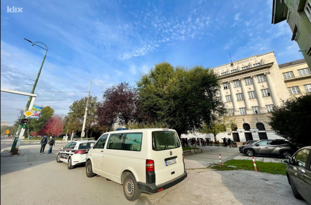 These are the first photos from the scene of the shooting in Sarajevo PHOTO