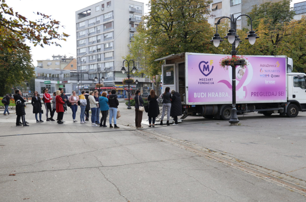 Svetski dan borbe protiv raka dojke – Karavan Budi hrabra, pregledaj se“ stigao u Zaječar